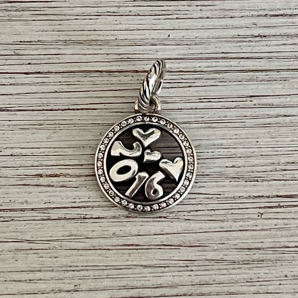 Brighton 2016 Year Silver Charm
